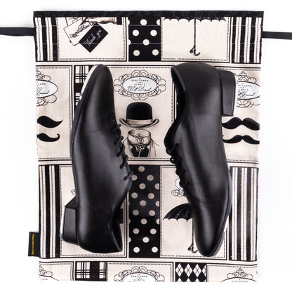 A gentleman's guide - Black and beige dance shoe bag